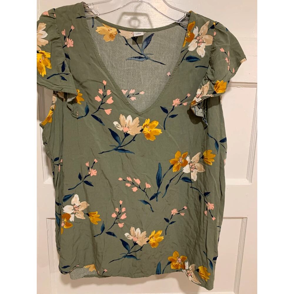 Old Navy Green Flutter Sleeve Blouse Size Medium Minimal, Cottage Core